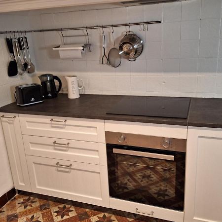 Self Contained City Apartment Перпинян Екстериор снимка