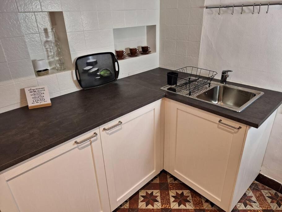 Self Contained City Apartment Перпинян Екстериор снимка